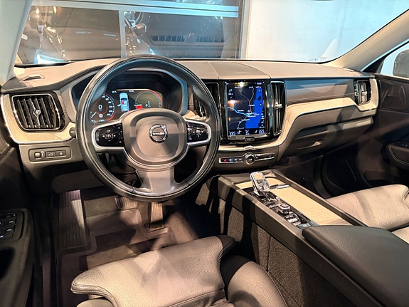 Volvo XC60 19 of 26