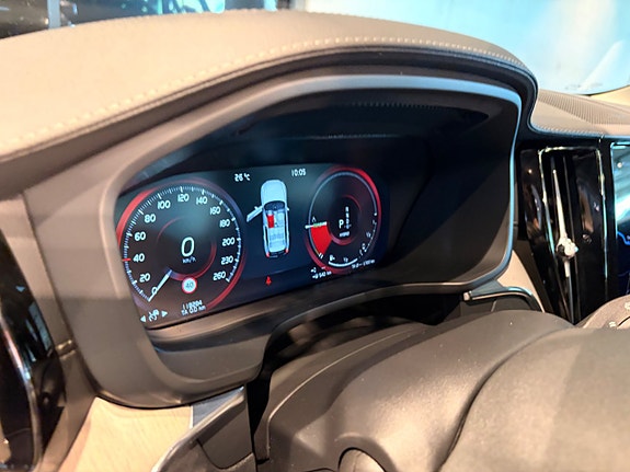 Volvo XC60 23 of 26