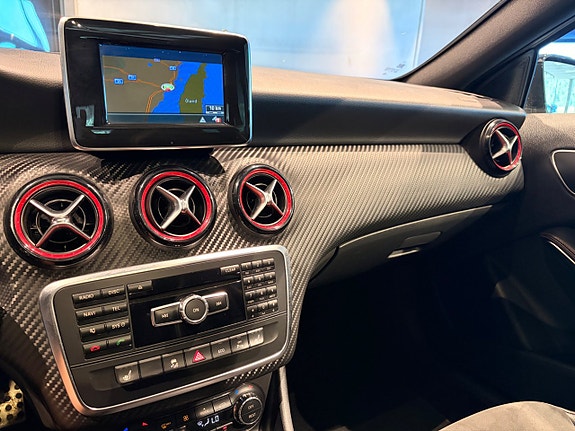 Mercedes-Benz A45 25 of 26
