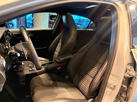 Mercedes-Benz A45 22 of 26