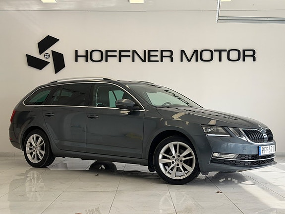 Skoda Octavia 2 of 5