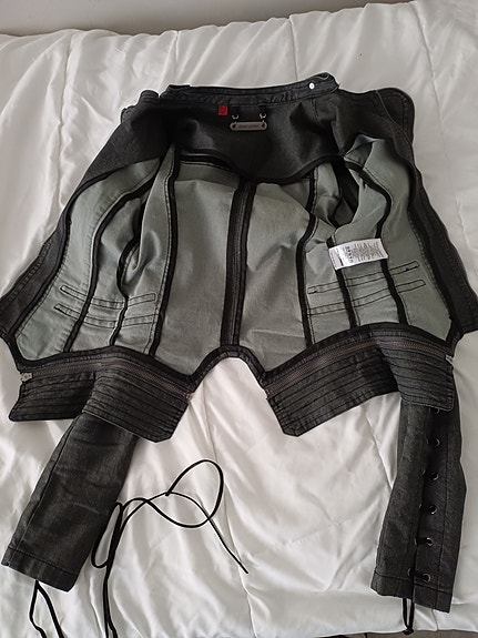 Product image 9 of 9