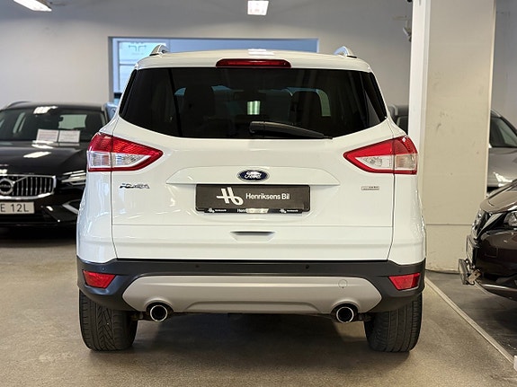 Ford Kuga 8 of 15