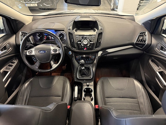 Ford Kuga 12 of 15