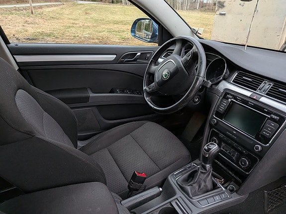 Skoda Superb 7 of 10