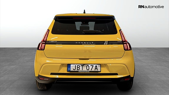 Renault 5 4 of 24