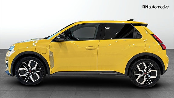 Renault 5 2 of 24