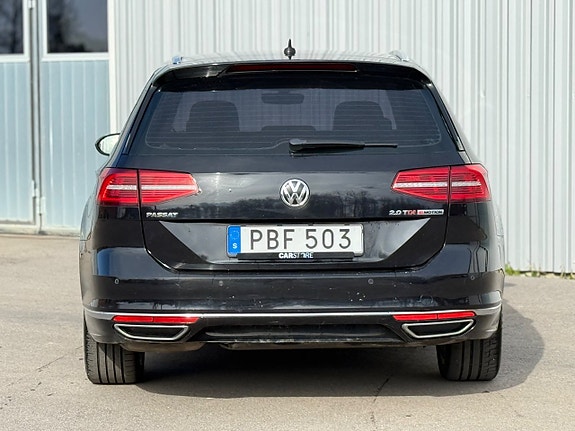 Volkswagen Passat 8 of 20