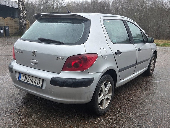 Peugeot 307 4 of 5