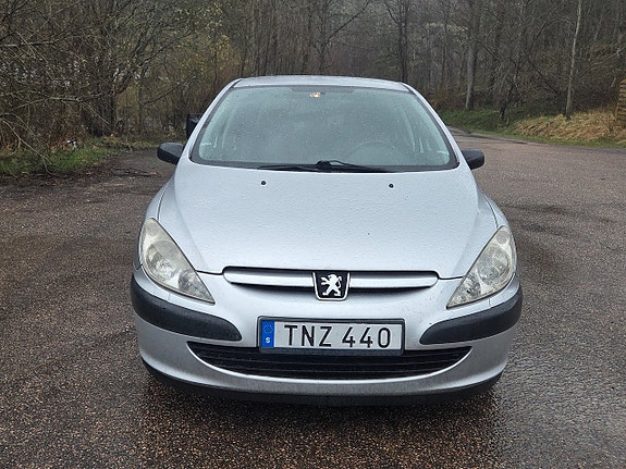 Peugeot 307 3 of 5