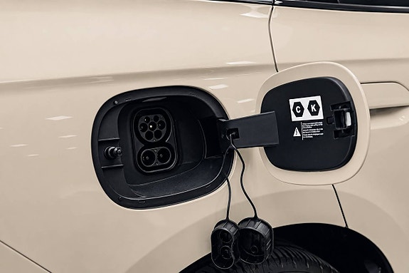 BYD Seal 6 7 of 19