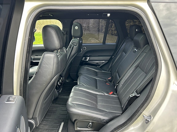 Land Rover Range Rover 12 of 12