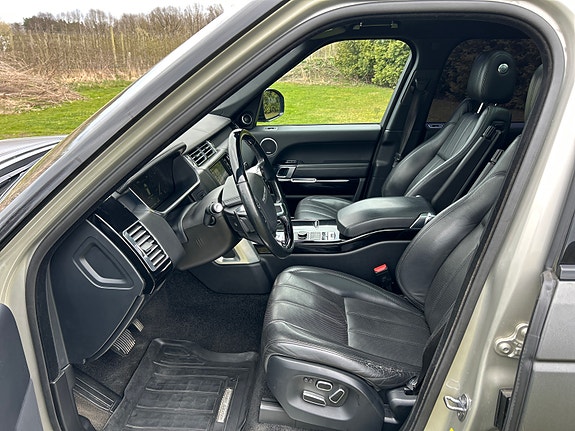 Land Rover Range Rover 9 of 12
