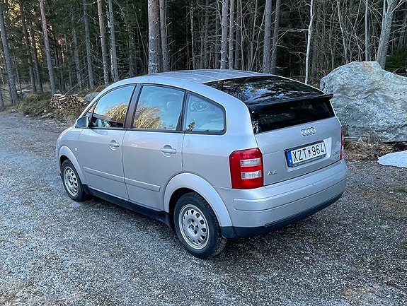 Audi A2 2 of 9