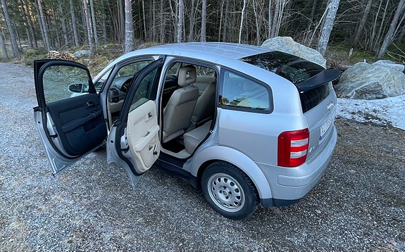 Audi A2 4 of 9