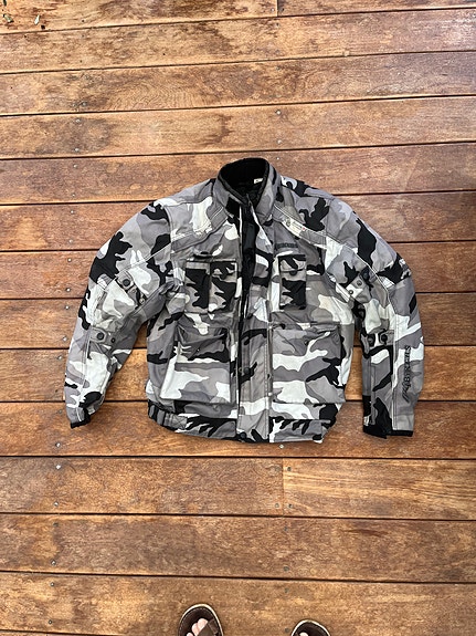 Product image 2 of 8