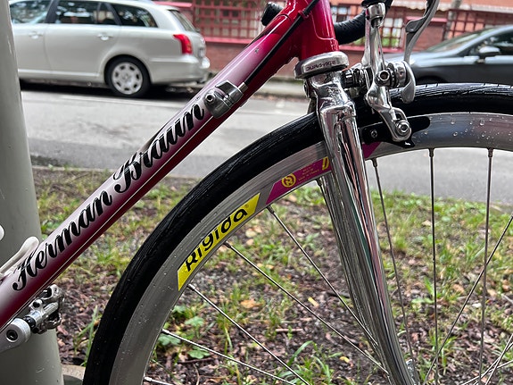 Product image 3 of 9