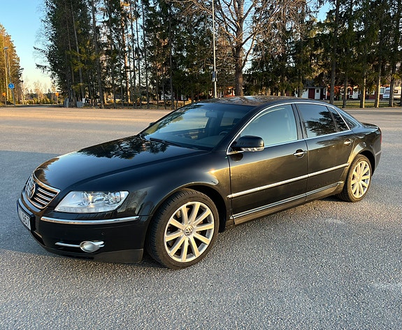 Volkswagen Phaeton 8 of 14