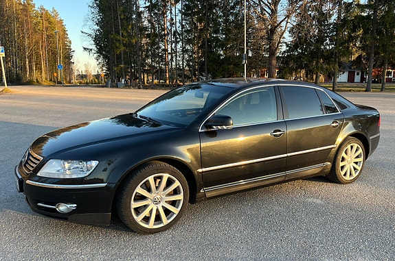 Volkswagen Phaeton 7 of 14