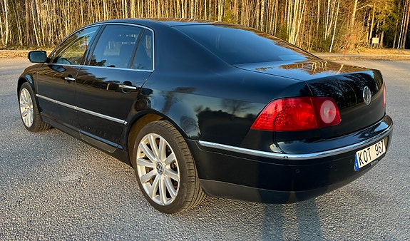 Volkswagen Phaeton 11 of 14