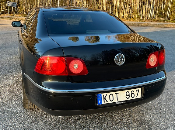 Volkswagen Phaeton 9 of 14