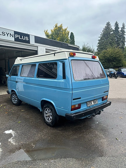 Volkswagen Caravelle 5 of 5