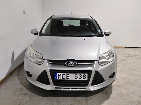 Ford Focus 2 of 13