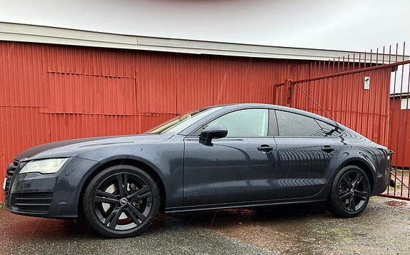 Audi A7 2 of 5