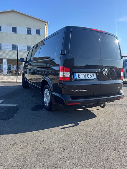 Volkswagen Transporter 3 of 9