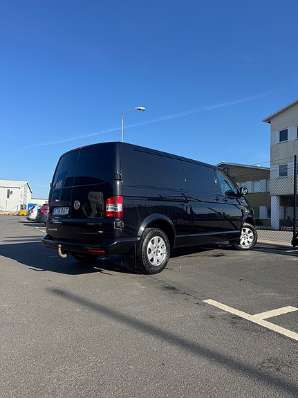 Volkswagen Transporter 2 of 9