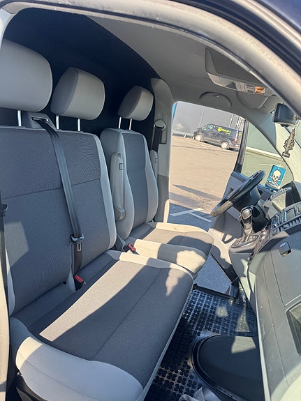 Volkswagen Transporter 9 of 9
