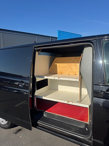 Volkswagen Transporter 6 of 9