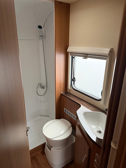 Knaus Scandinavian Selection 650 UDF 6 of 12