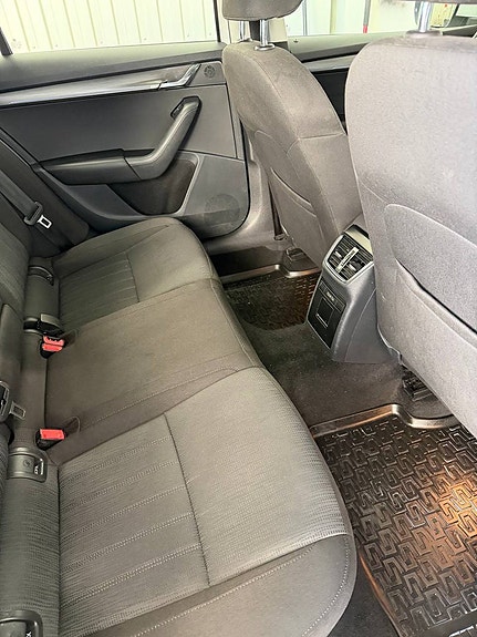 Skoda Octavia 10 of 12