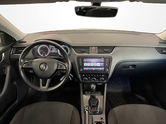 Skoda Octavia 9 of 12
