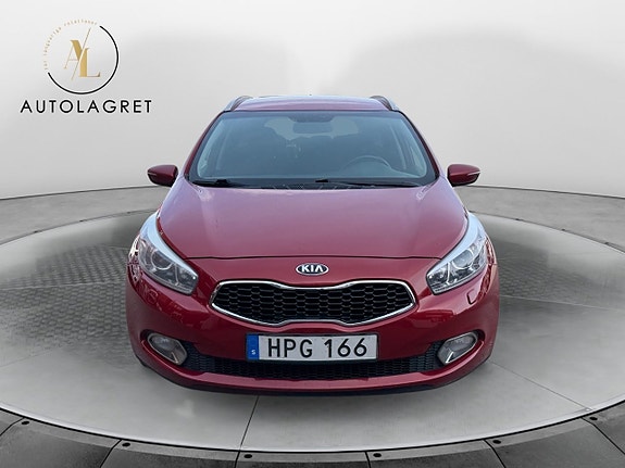 Kia Ceed 2 of 12