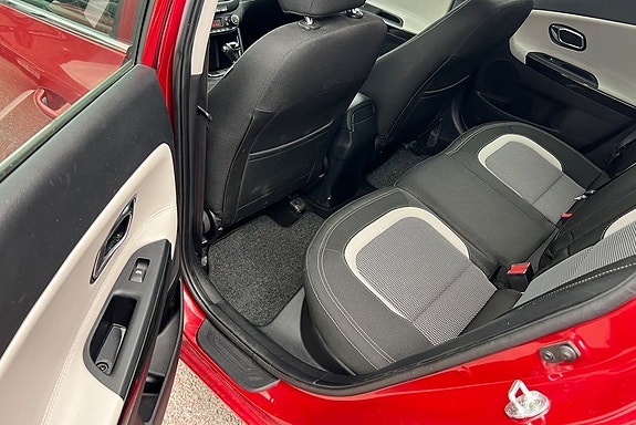 Kia Ceed 11 of 12