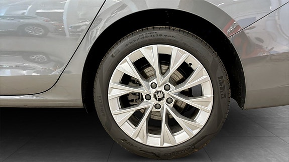 Skoda Superb 6 of 15