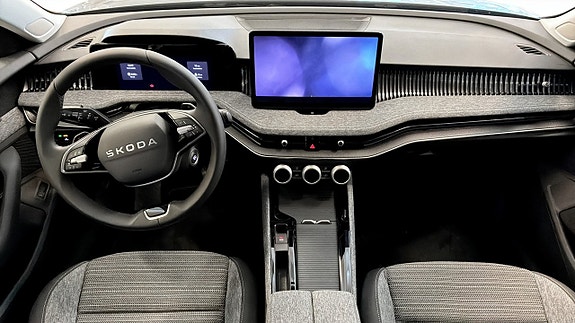 Skoda Superb 10 of 15