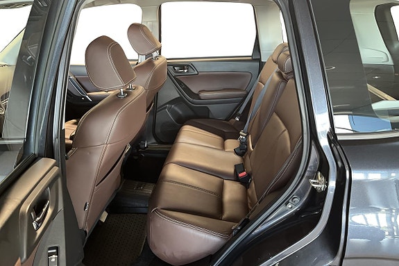 Subaru Forester 14 of 18