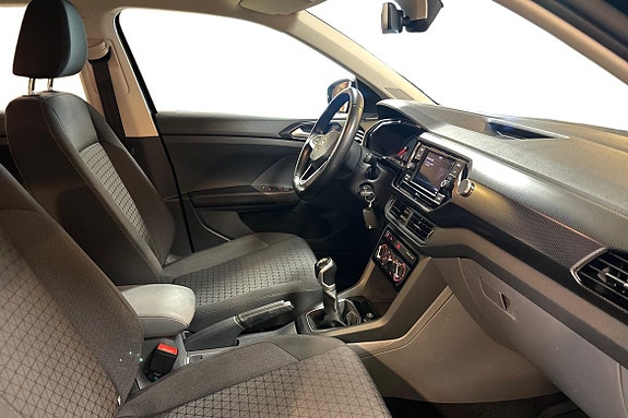 Volkswagen T-Cross 10 of 15