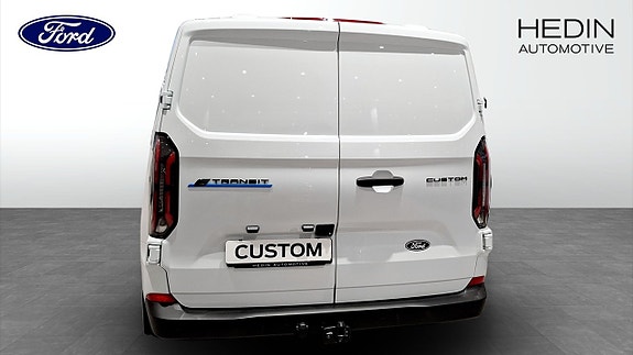 Ford E-Custom 7 of 9