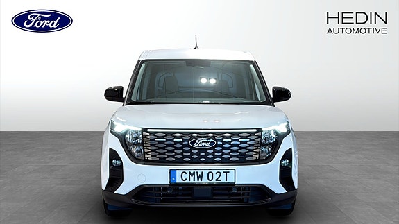Ford E-Courier 8 of 16