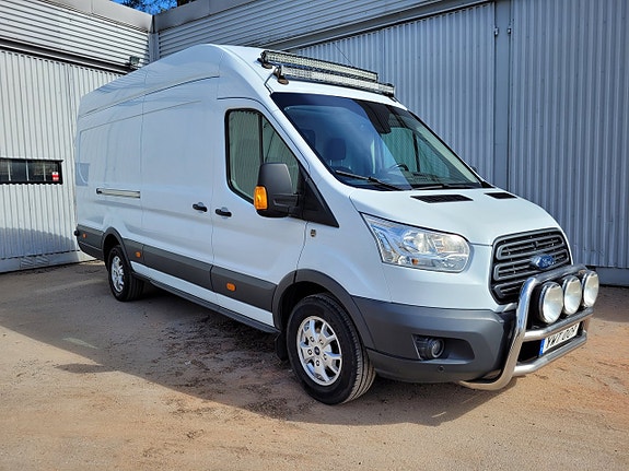 Ford Transit 2 of 5