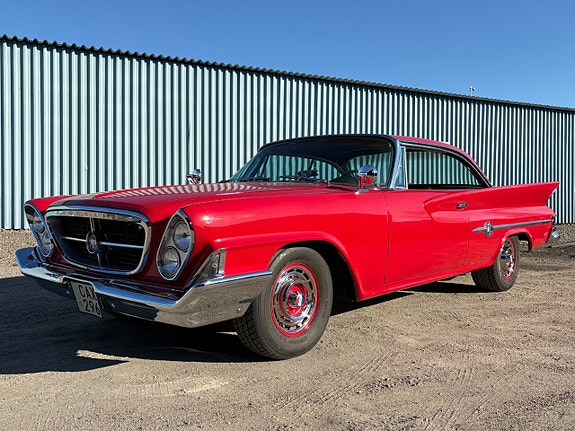 Chrysler 300 4 of 5