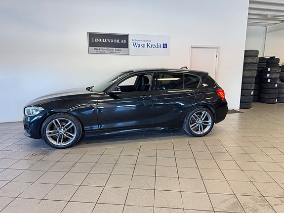 BMW 118d 2 of 5