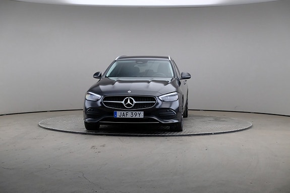 Mercedes-Benz C300 3 of 5