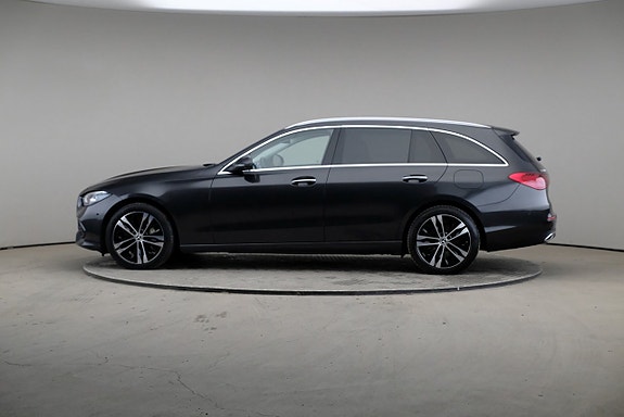 Mercedes-Benz C300 4 of 5