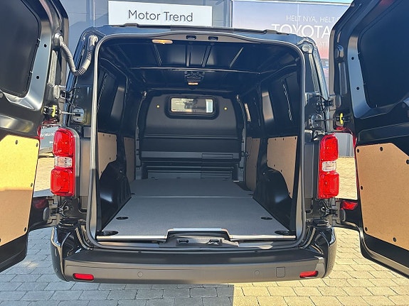 Toyota Proace 11 of 14