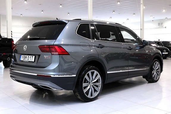 Volkswagen Tiguan Allspace 4 of 5